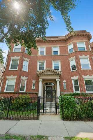 4134 N Clarendon Avenue, Chicago, IL 60613