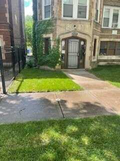 8120 S Ingleside Avenue, Chicago, IL 60619