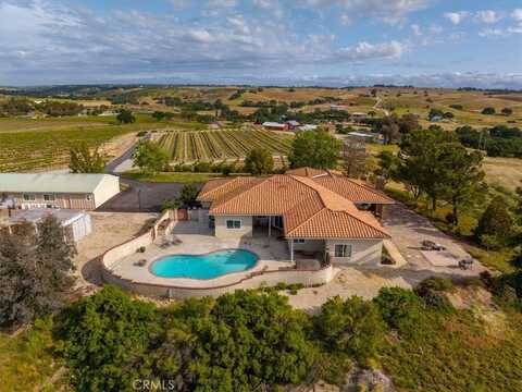 6944 Union Road, Paso Robles, CA 93446