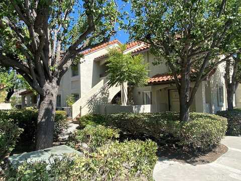 23305 La Crescenta, Mission Viejo, CA 92691