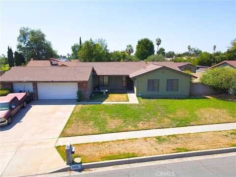 2466 N Apple Avenue, Rialto, CA 92377