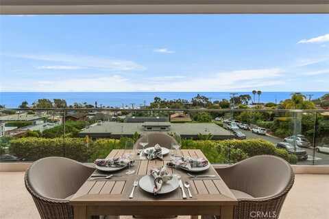 365 Heather Place, Laguna Beach, CA 92651