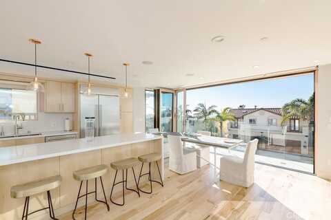 814 Monterey Boulevard, Hermosa Beach, CA 90254