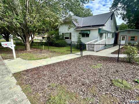 20 Dwight Avenue, Gadsden, AL 35904