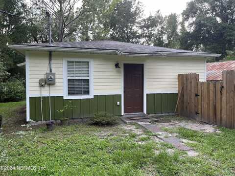 24064 GROVE Street, Lawtey, FL 32058