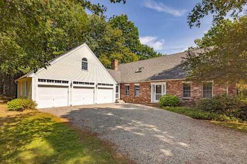 14 Long Hill Road, Stratham, NH 03885