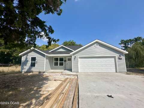 2703 W D Street, Joplin, MO 64801