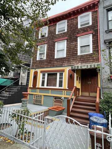 486 Classon Ave, Brooklyn, NY 11238