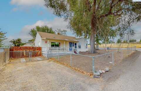 1204 N Morain Loop, Kennewick, WA 99336