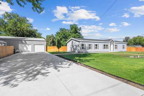 203 S 2nd St, Benton City, WA 99203