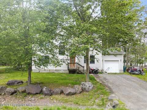 8070 Red Squirrel Drive, Tobyhanna, PA 18466