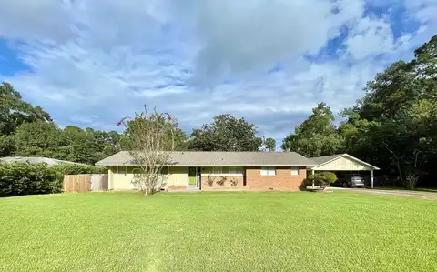 115 Howard Heights`, Poplarville, MS 39470