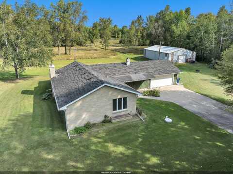 892 RESORT Road, SUAMICO, WI 54173