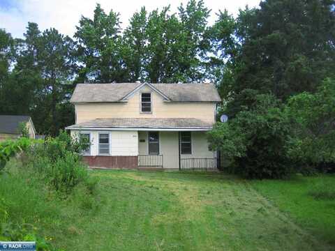 445 E Washington St, Ely, MN 55731