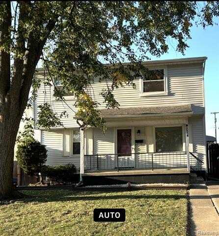 824 ANTOINE Street S, Wyandotte, MI 48192