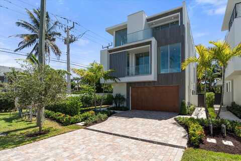 1070 Del Harbour Drive, Delray Beach, FL 33483