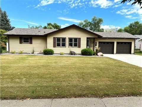 606 S 12th Street, Montevideo, MN 56265