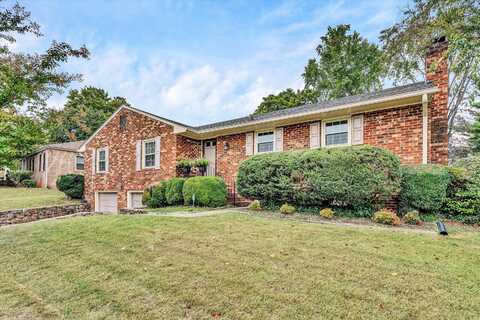 4921 Cave Spring LN, Roanoke, VA 24018