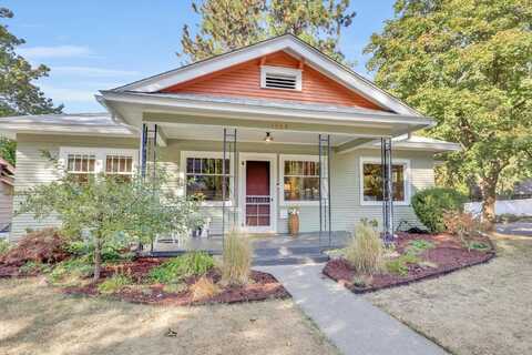 1304 W 19th Ave, Spokane, WA 99203