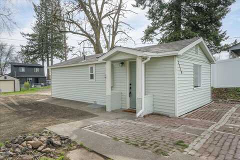 2218 E Providence Ave, Spokane, WA 99207