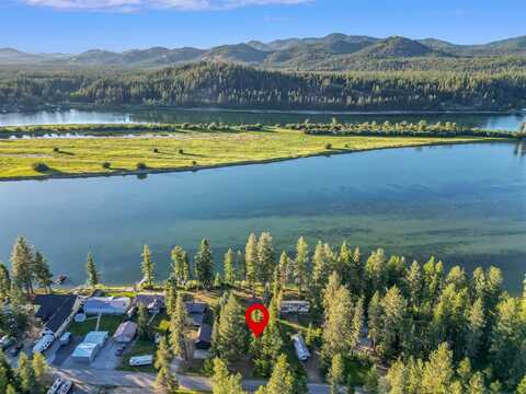 460 Levitch Rd, Newport, WA 99156