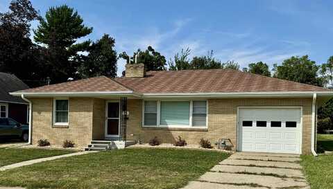 670 N 2nd Street, Platteville, WI 53818