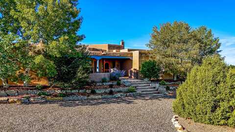 26 Calle Cal, Santa Fe, NM 87508