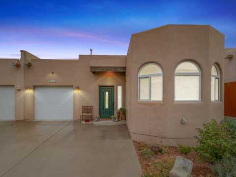 1559 Kokosori Lane, Santa Fe, NM 87507