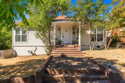 1360 Willis Street, Redding, CA 96001