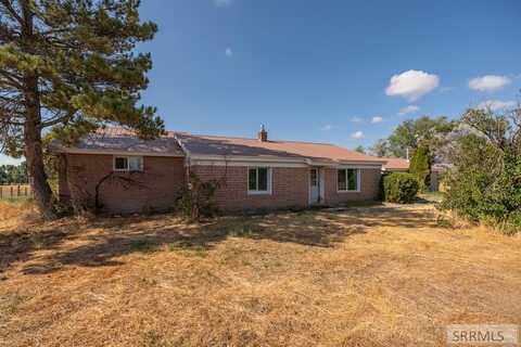 6033 W Arco Hwy, IDAHO FALLS, ID 83402