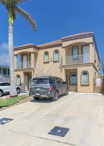 130 Campeche St., South Padre Island, TX 78597