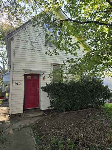 910 Harriet Street, Evansville, IN 47710