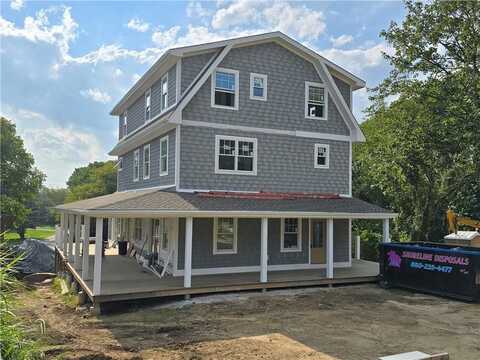 61 Slope Avenue, South Kingstown, RI 02879