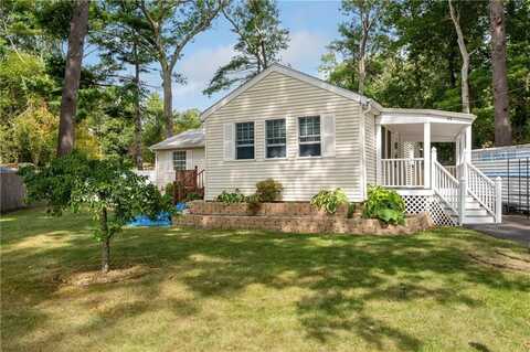 44 Lake View Circle, Glocester, RI 02814