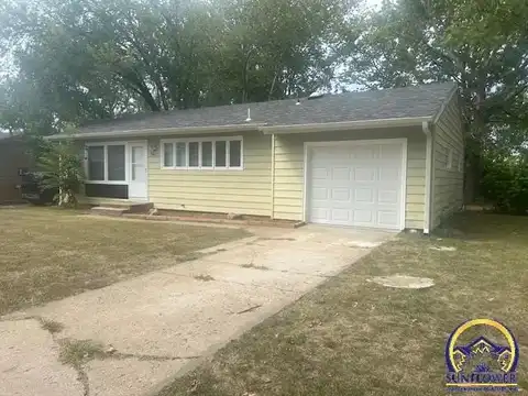 3411 SW Plass AVE, Topeka, KS 66611