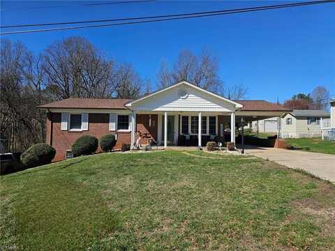 302 L Street, North Wilkesboro, NC 28659