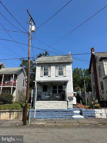 507 W MARKET STREET, WILLIAMSTOWN, PA 17098