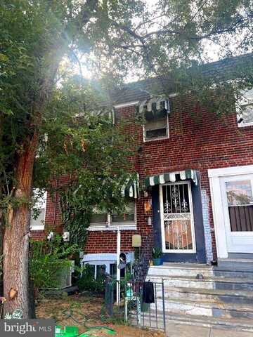 946 COLLINGS ROAD, CAMDEN, NJ 08104