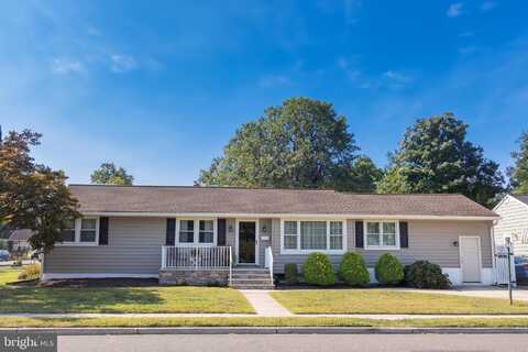 19 MACON DRIVE, HAMILTON, NJ 08619