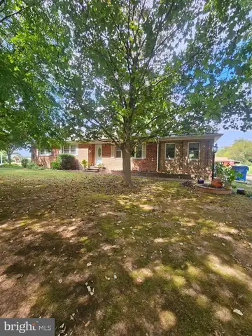 2226 HARNEY ROAD, LITTLESTOWN, PA 17340