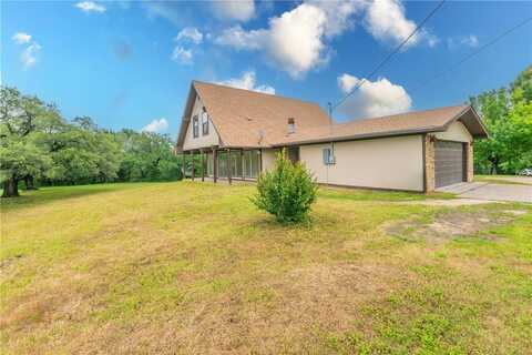 197 Woods Lane, Bruceville, TX 76630