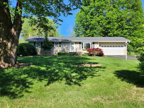 8 Locksley Court, Bedford, IN 47421