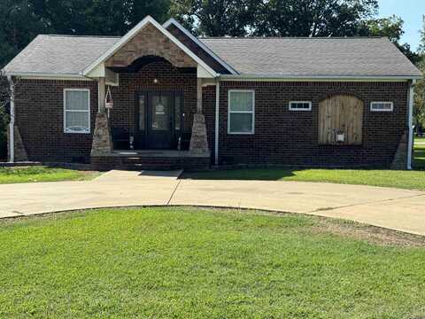 141 S 6th Avenue, Piggott, AR 72454