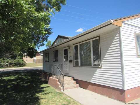 1113 MADISON AVE, Cheyenne, WY 82001