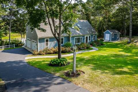 92 Augusta National Drive, Cummaquid, MA 02675