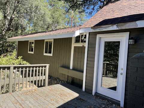 25111 Nestwa Trail, Idyllwild, CA 92549