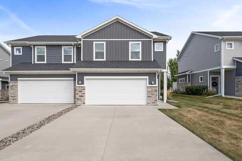 212 Larson Drive, Huxley, IA 50124