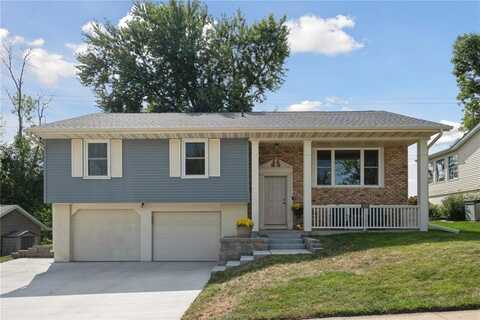 205 Brentwood Drive NE, Cedar Rapids, IA 52402