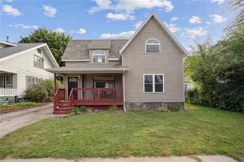 312 N Cedar Street, Monticello, IA 52310