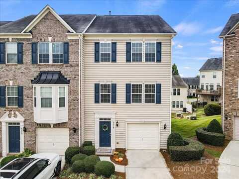 6316 Short Line Court, Charlotte, NC 28210